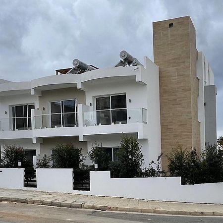 Arf Apartments - With Jacuzzi At The Complex Emba Εξωτερικό φωτογραφία