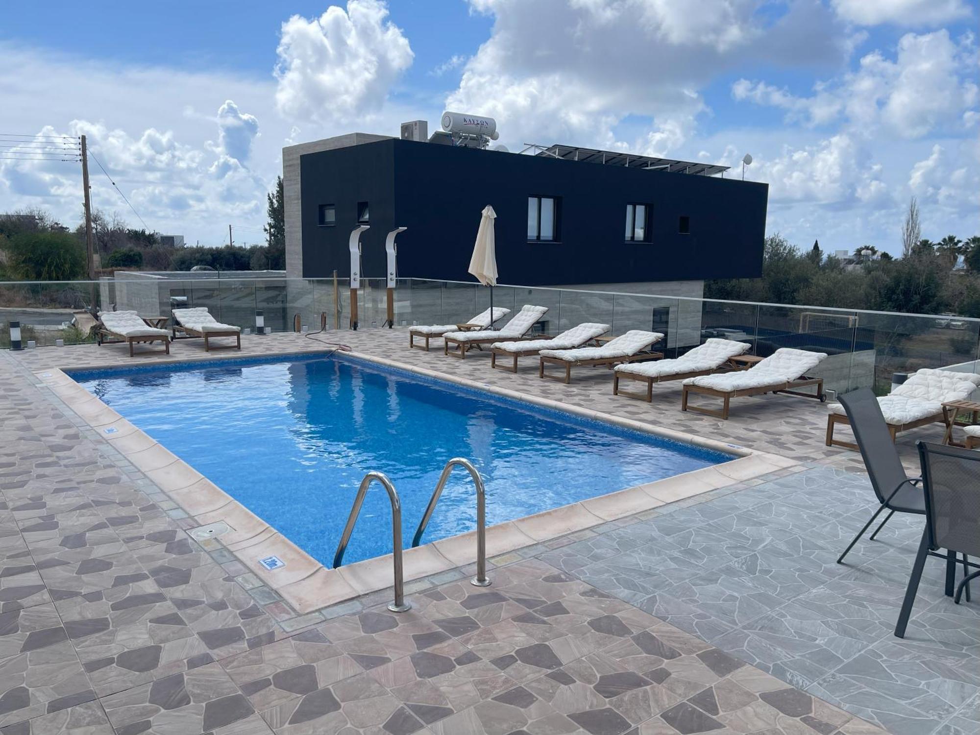 Arf Apartments - With Jacuzzi At The Complex Emba Εξωτερικό φωτογραφία